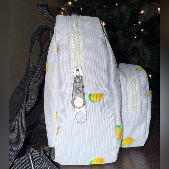 Adorable JanSport Quarter Pint Mini White Convertible Backpack with Lemon Design - Picture 4 of 15